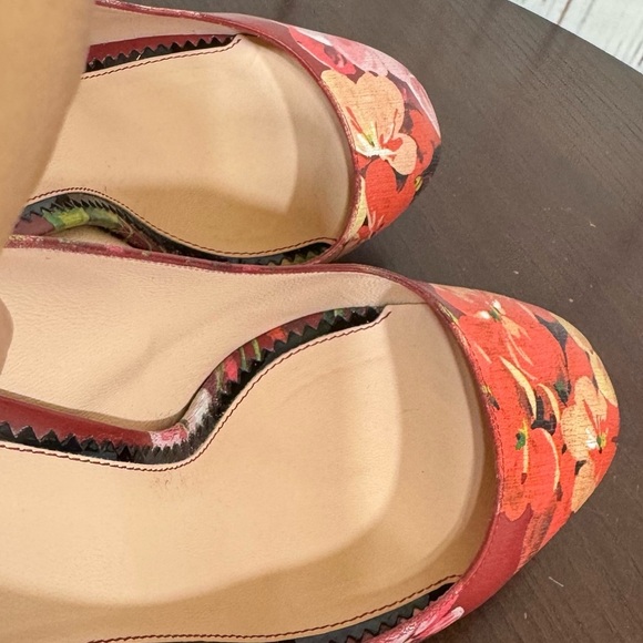 GUCCI BLOOM women’s Napa leather Red Floral 3” Heels Round Toe in size 37.5 - Picture 3 of 17